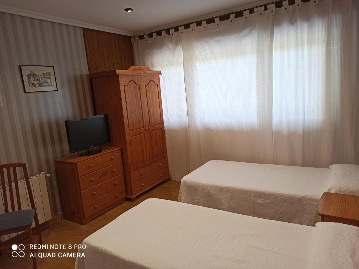 Hostal La Torre Hotel Santander Luaran gambar